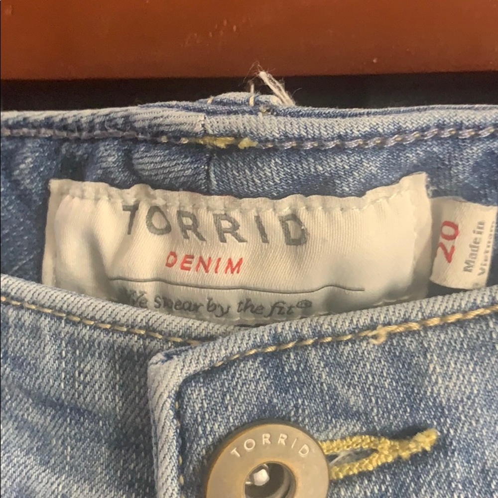 Torrid Shorts - Picture 2 of 2